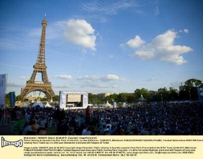 Football, EURO 2012, Public Viewing in Paris
