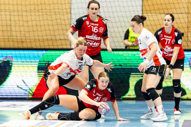 October 7, 2026, GER, Handball, Women, 2026–2027 Season, Alsco 1st Division, Matchday 5, Thüringer HC vs. HSG Blomberg Lippe, Maxi Muehlner (HSG Blomberg Lippe), Jolina Huhnstock (Thüringer HC), 45 99947 Bad Langensalza, Salza, Halle, Mehrz Sports Hall, Thuringia, Germany