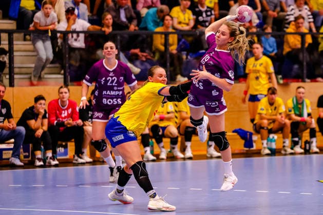 Johanna Farkas of TusSies Metzingen, No. 19, throws the ball; GER, HC Leipzig vs. TusSies Metzingen, Handball, ALSCO Women s Handball Bundesliga, Matchday 5, 2026–2027 season, October 7, 2026, GER, HC Leipzig vs. TusSies Metzingen, Handball, ALSCO Women’s Handball Bundesliga, Matchday 5, 2026–2027 season, October 7, 2026, Markranstädt Copyright: xEibner-Pressefoto LauraxRoemerx EP_LRR