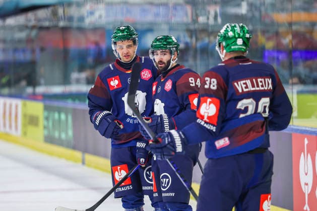 Ice hockey, Eishockey - CHL, EC RBS vs Berlin SALZBURG,AUSTRIA,07.OCT.26 - ICE HOCKEY - CHL, Champions Hockey League, group stage, EC Red Bull Salzburg vs Eisbaeren Berlin. Image shows the rejoicing of scorer Liam Kirk (Berlin).  GEPAxpictures xDavidxGeieregger