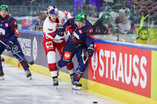 Ice hockey, Eishockey - CHL, EC RBS vs Berlin SALZBURG,AUSTRIA,07.OCT.26 - ICE HOCKEY - CHL, Champions Hockey League, group stage, EC Red Bull Salzburg vs Eisbaeren Berlin. Image shows Benedikt Krainer (EC RBS) and Jean Luc Foudy (Berlin).  GEPAxpictures xDavidxGeieregger