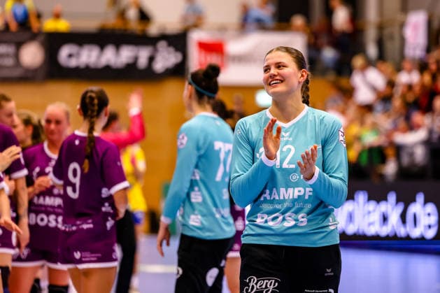 Marie Weiss, TusSies Metzingen, 12 Celebrations after the victory, GER, HC Leipzig vs. TusSies Metzingen, Handball, ALSCO Women s Handball Bundesliga, Matchday 5, 2026–2027 season, October 7, 2026, GER, HC Leipzig vs. TusSies Metzingen, Handball, ALSCO Women’s Handball Bundesliga, Matchday 5, 2026–2027 Season, October 7, 2026, Markranstädt Copyright: xEibner-Pressefoto LauraxRoemerx EP_LRR