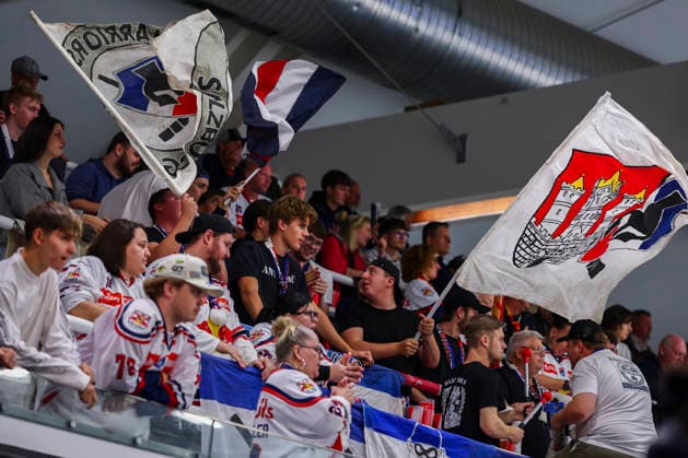 Ice hockey, Eishockey - CHL, EC RBS vs Berlin SALZBURG,AUSTRIA,07.OCT.26 - ICE HOCKEY - CHL, Champions Hockey League, group stage, EC Red Bull Salzburg vs Eisbaeren Berlin. Image shows supporters of RBS.  GEPAxpictures xDavidxGeieregger