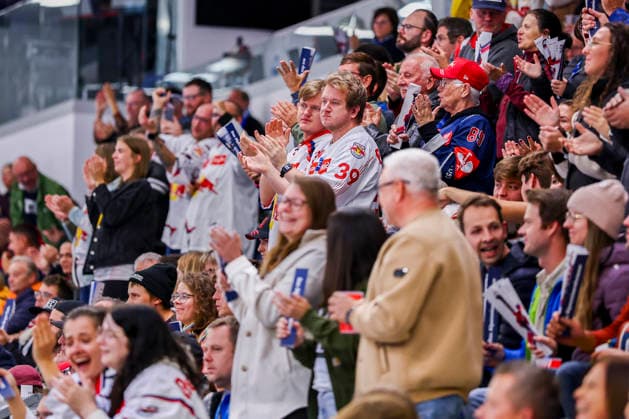 Ice hockey, Eishockey - CHL, EC RBS vs Berlin SALZBURG,AUSTRIA,07.OCT.26 - ICE HOCKEY - CHL, Champions Hockey League, group stage, EC Red Bull Salzburg vs Eisbaeren Berlin. Image shows supporters of EC RBS.  GEPAxpictures xDavidxGeieregger