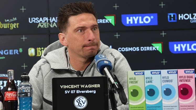 October 8, 2026, xrekx, Soccer, Bundesliga 1, SV Elversberg Press Conference with Vincent Wagner (left) Vincent Wagner, Coach of SV 07 Elversberg, Elversberg