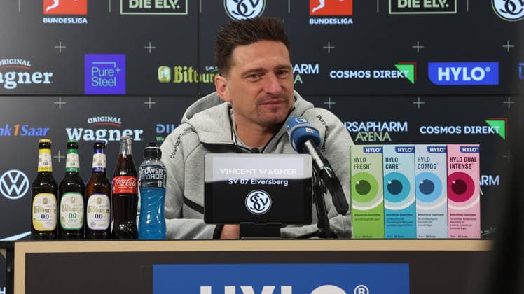 October 8, 2026, xrekx, Soccer, Bundesliga 1, SV Elversberg Press Conference with Vincent Wagner (left) Vincent Wagner, Coach of SV 07 Elversberg, Elversberg
