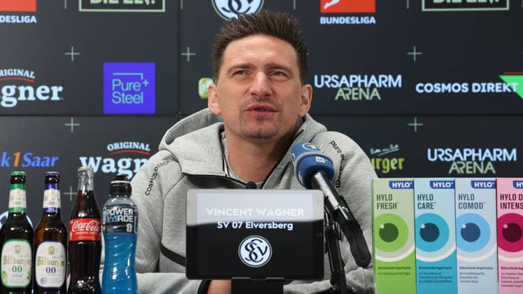 October 8, 2026, xrekx, Soccer, Bundesliga 1, SV Elversberg Press Conference with Vincent Wagner (left) Vincent Wagner, Coach of SV 07 Elversberg, Elversberg
