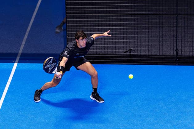 DÜSSELDORF, GERMANY - 8 OCTOBER 2026: Image shows Agustin Tapia (ARG) during CUPRA Germany Premier Padel P2 2026 Day 5: Round of 16 at CASTELLO Düsseldorf on 8 10 2026 in Düsseldorf, Germany. Germany Copyright: xFröhlichxPascalx