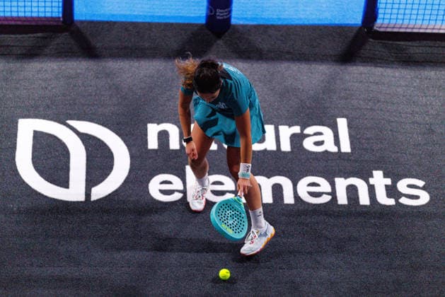 DÜSSELDORF, GERMANY - 8 OCTOBER 2026: Image shows a feature of Natural elements with Jimena Velasco Postiguillo (ESP) and padel ball during CUPRA Germany Premier Padel P2 2026 Day 5: Round of 16 at CASTELLO Düsseldorf on 8 10 2026 in Düsseldorf, Germany. Germany Copyright: xFröhlichxPascalx