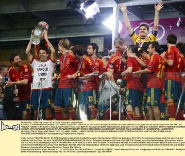 Football, EURO 2012, Final, Spain becomes European champion and makes football history
