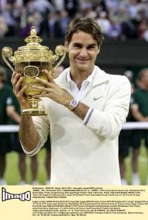 Tennis, Wimbledon, Roger Federer defeats Andy Murray in the final