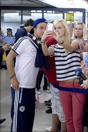 Football, DFB National Team: Departure for Vienna