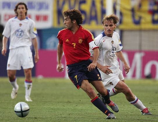 Football, Euro 2004, Group A, Spain - Russia 1:0