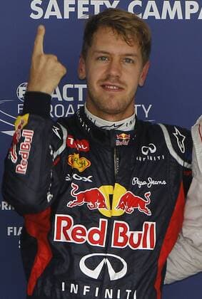 Motorsport, Formula 1, Japan GP, Vettel takes pole - Schumacher starts from last row