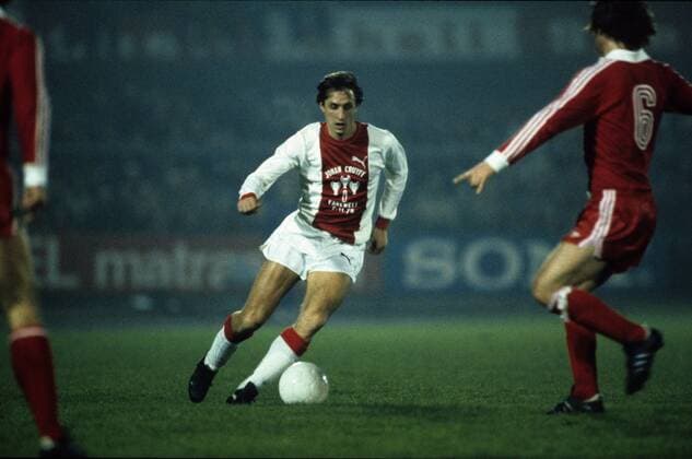 Football, Best players of all time - The career of Johan Cruyff