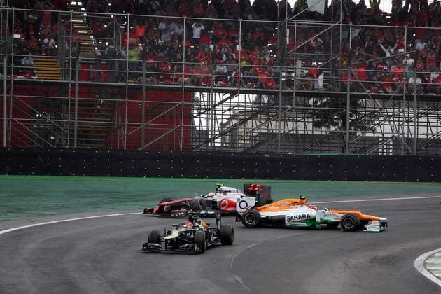 Motorsport, Formula 1, Brazil GP, Huelkenberg collides with Hamilton