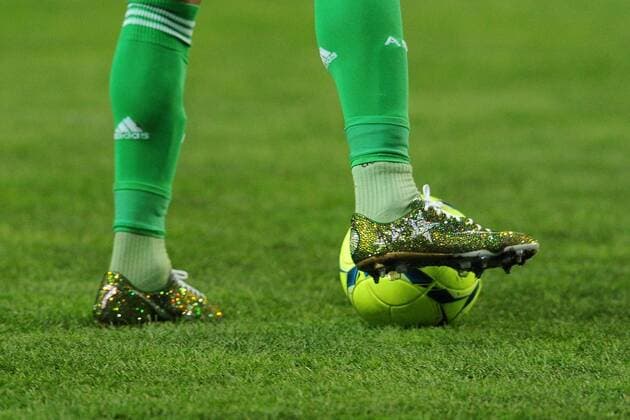 Football, France, Saint-Etienne's Aubameyang warms up with Swarovski crystal shoes