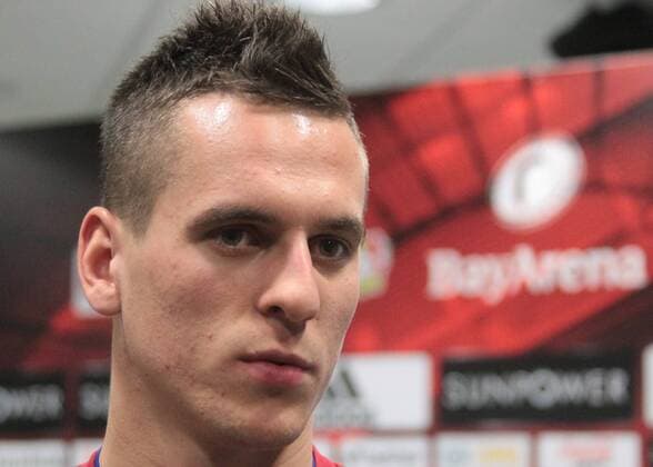 Football, Bayer Leverkusen apparently cashes in millions for Arkadiusz Milik