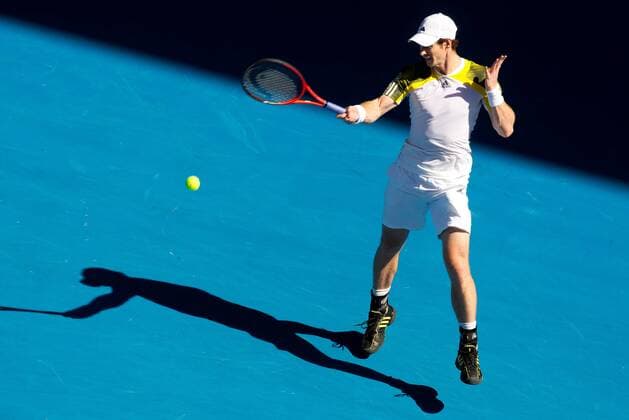 Tennis, Australian Open, Andy Murray and Roger Federer reach next round