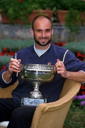 Tennis, Agassi becomes Djokovic coach