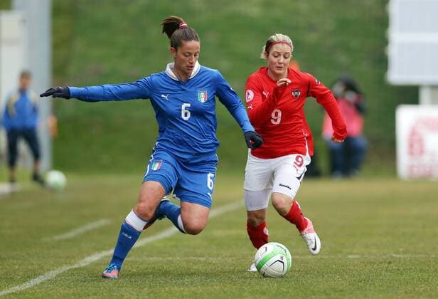 Women's football, international match, Austria - Italy
