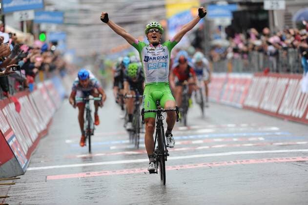 Cycling, Giro d Italia, Enrico Battaglin wins 4th stage