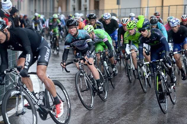 Cycling, Giro d Italia, Mark Cavendish wins the 12th stage