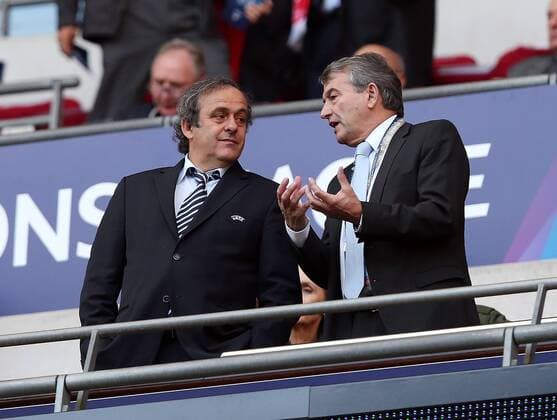Football, Wolfgang Niersbach resigns from all offices