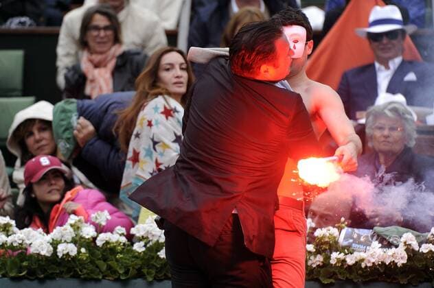 Tennis, French Open, protest against adoption rights for same-sex couples