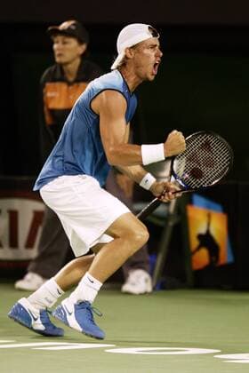Tennis, Australian Open, Men's semi-finals, Lleyton Hewitt defeats Andy Roddick