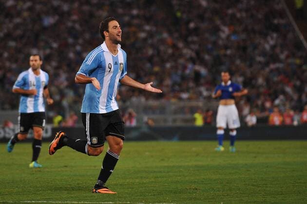 Football, international match, Italy - Argentina