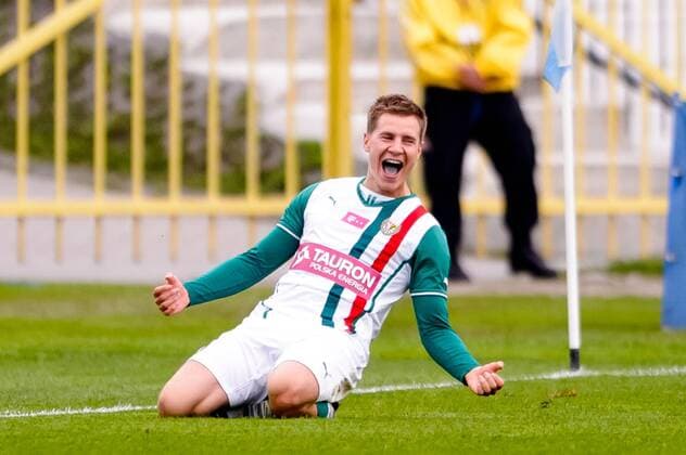 Football, Arminia Bielefeld sign Poland's Tomasz Holota