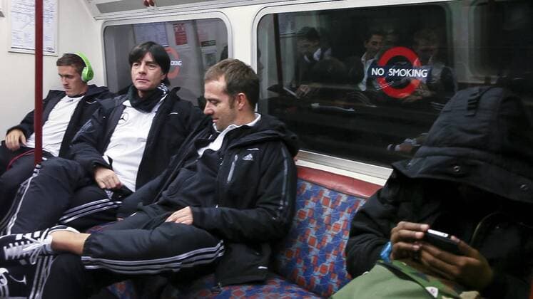 Football, National Team, DFB Team travels to training with London Tube