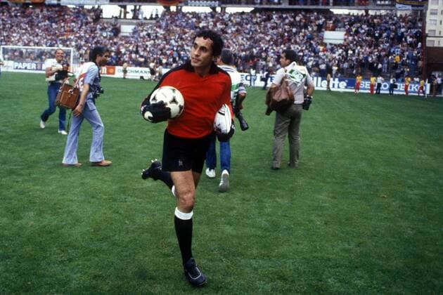 Football, Algerias ex-national keeper Mehdi Cerbah is dead