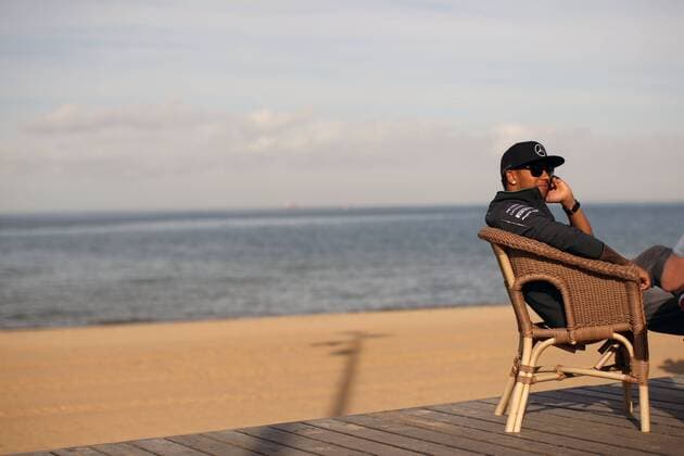 Motorsport, Formula 1, Australian GP, The drivers on the beach in Melbourne