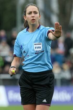 Football, referee Marija Kurtes resigns and criticises associations