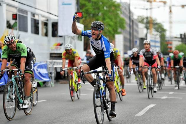 Cycling, Sam Bennett wins the Rund um Koeln classic