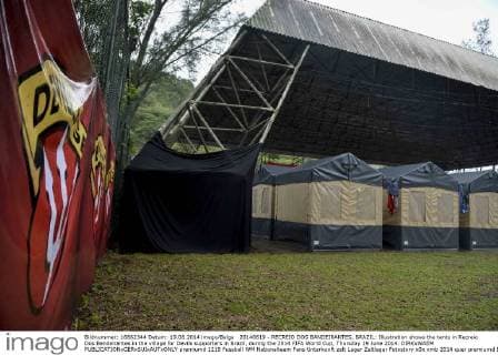 FIFA World Cup 2014, Belgium fans camp in Recreio dos Bandeirantes