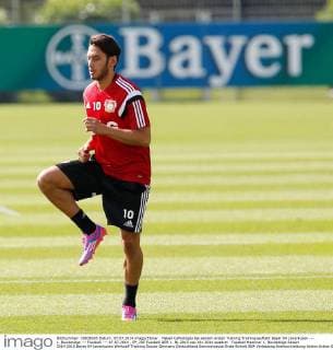 Football, Hakan Calhanoglu on the verge of a move to AC Milan