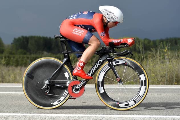 Cycling, Evelyn Stevens breaks hour world record