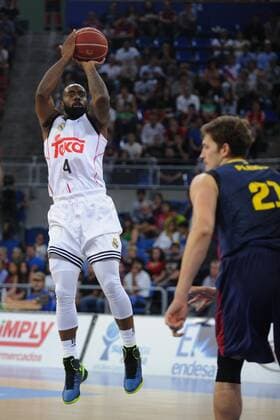 Basketball, Bayern Munich signs K.C. Rivers
