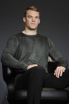 Football, Manuel Neuer reportedly married his girlfriend Nina Weiss at the weekend