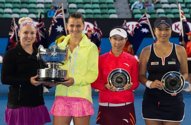 Tennis, Australian Open, Bethanie Mattek Sands and Lucie Safarova win the doubles title