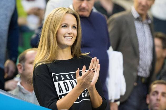 Tennis, Australian Open, men's final, Murray girlfriend Kim Sears wearing unusual T-shirt after swearing scandal in semi-final