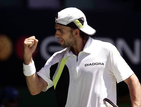 Tennis, Australian Open, Nicolas Kiefer beats Sebastien Grosjean to reach semi-finals