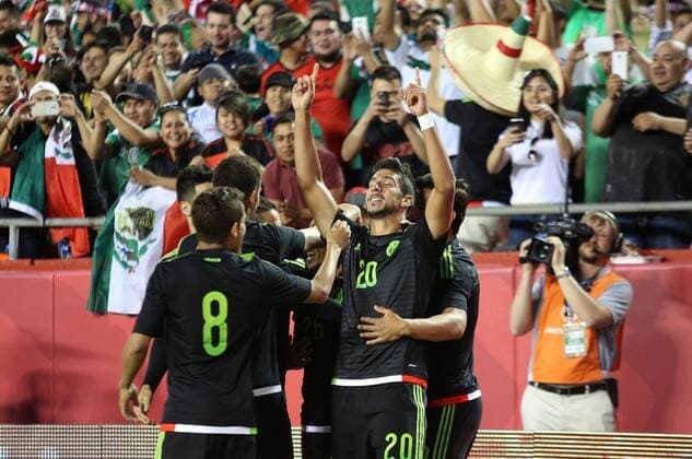 Football, International, Paraguay - Mexico