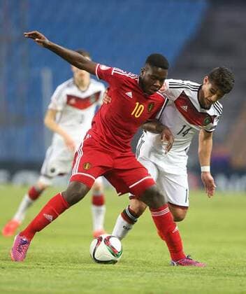 Football, Borussia Dortmund signs Orel Mangala according to the media