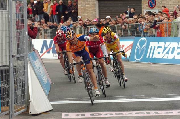 Cycling, ProTour, Tirreno-Adriatico, stage 3, Freire takes overall lead, Bettini crashes