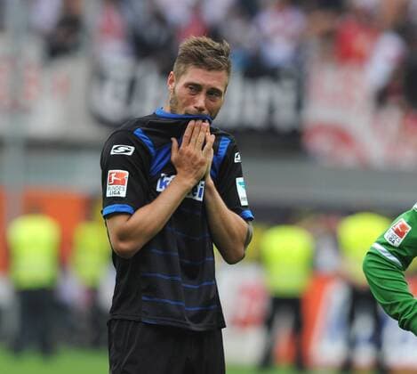 Football, SC Paderborn relegated 3 times in a row