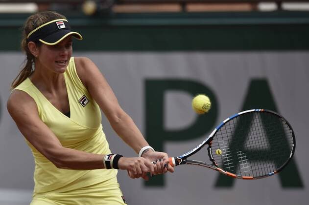 Tennis, French Open in Paris, Julia Görges defeats Caroline Wozniacki